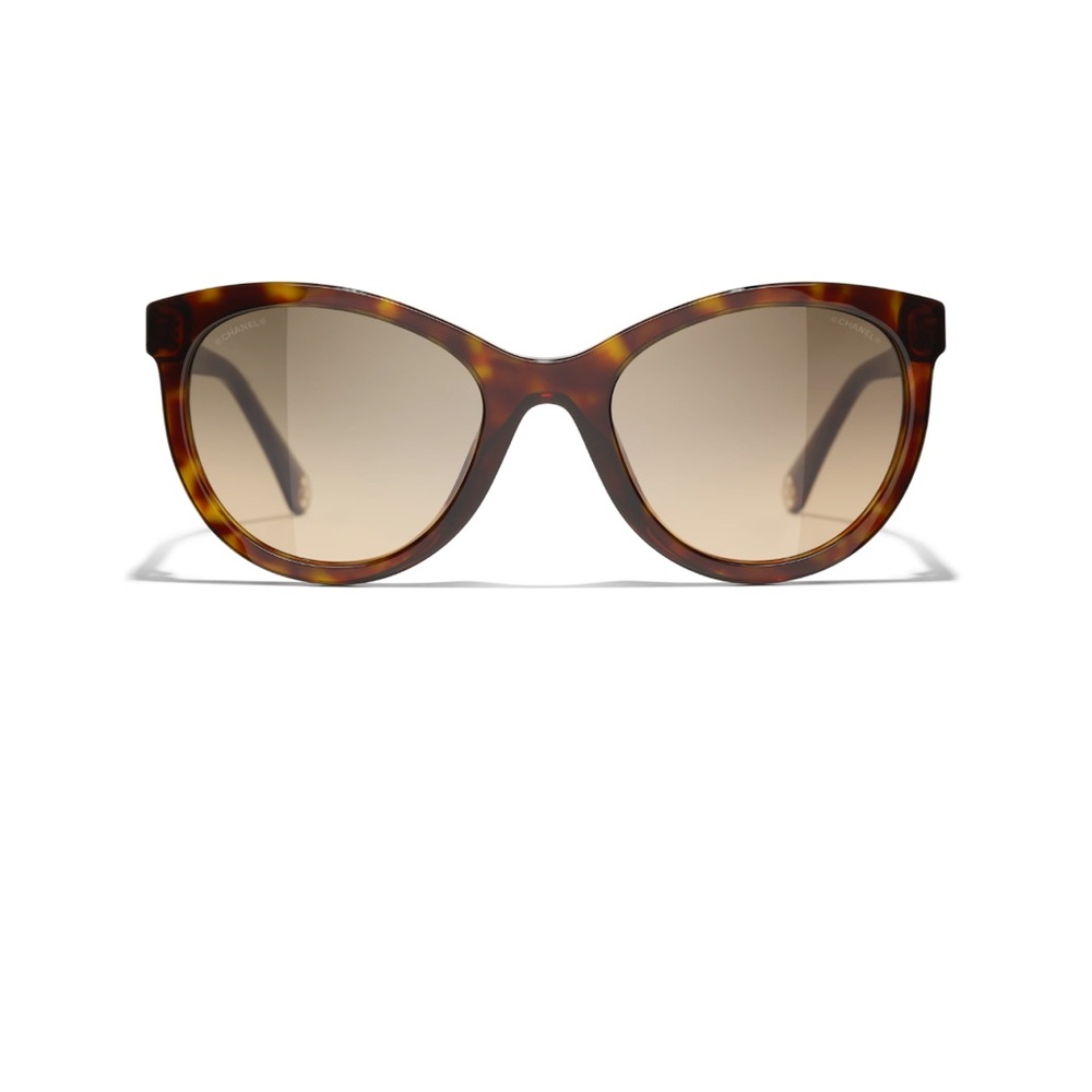 NWOB Chanel Pantos Sunglasses (Without Case/No tags)